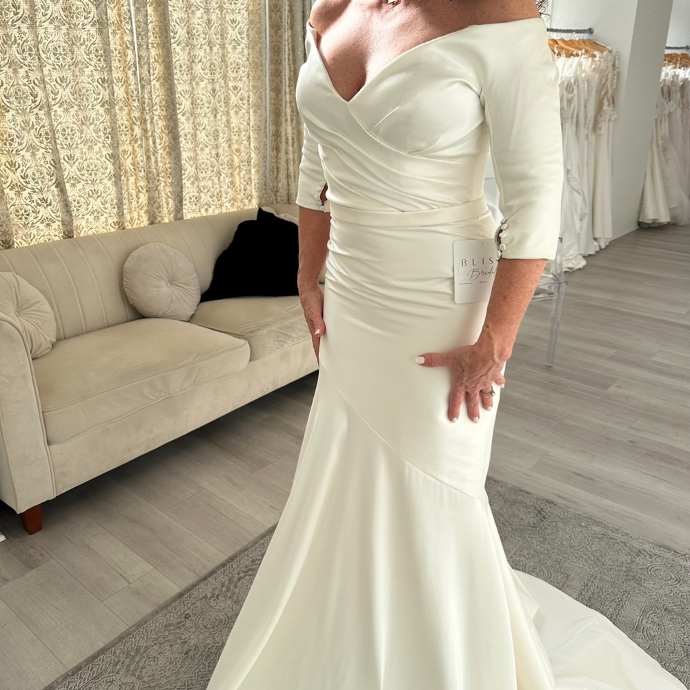 Elegant Cream Evening Gown